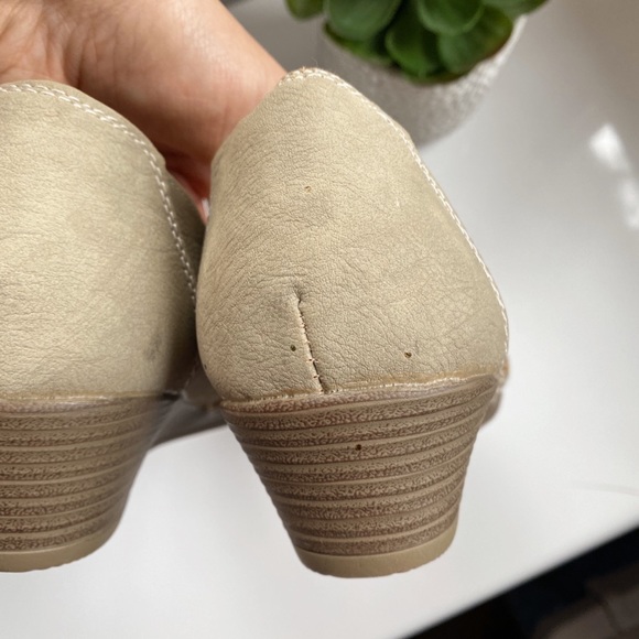 🐚 SCANDI TAN PERFORATED STITCHED WEDGES! - Picture 10 of 13